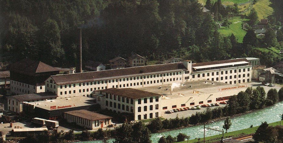 1973年，标签为“ACO Bauelemente”的排水沟生产基地。