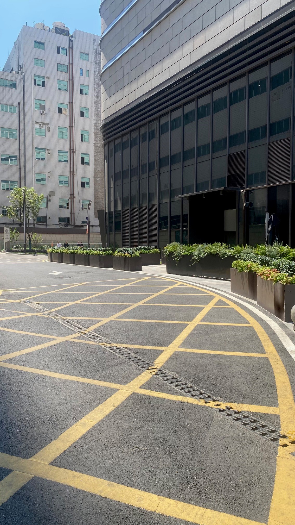 武汉梦时代车库横截沟-1